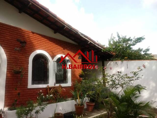 Casa para Venda em São José dos Campos - 2