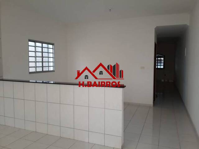 Casa para Venda em São José dos Campos - 3