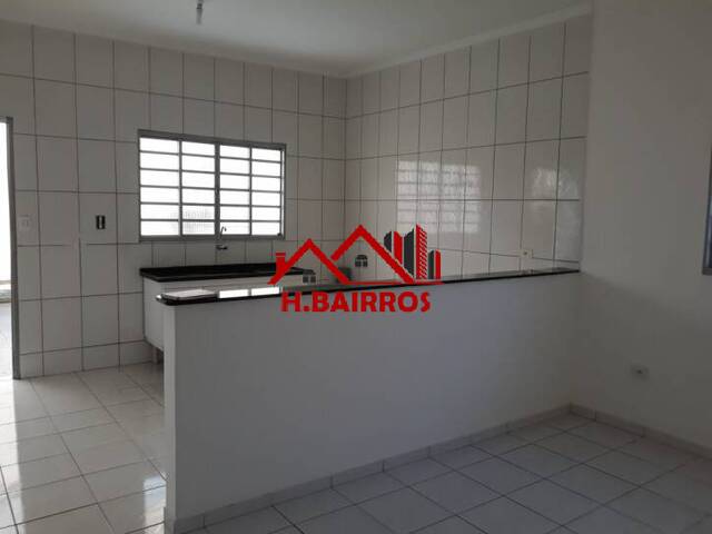 Casa para Venda em São José dos Campos - 4