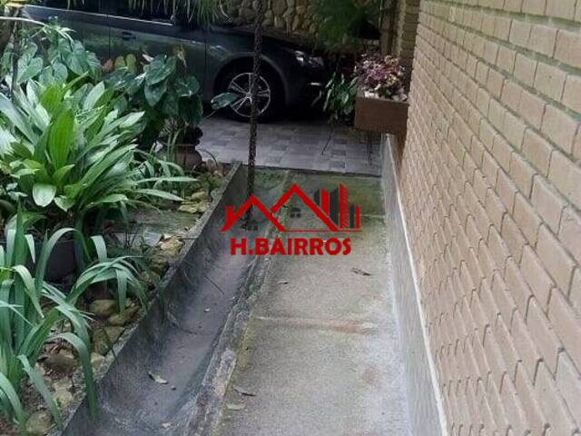 Casa para Venda em São José dos Campos - 5
