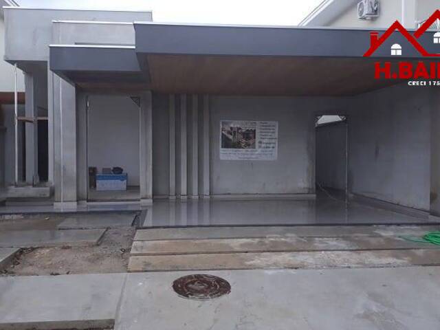 Casa para Venda em São José dos Campos - 3