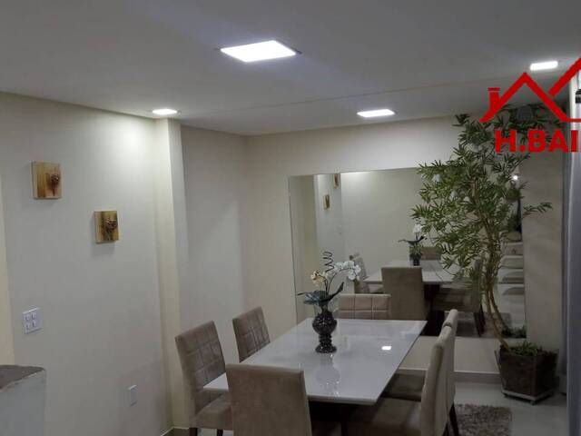 Casa para Venda em São José dos Campos - 5