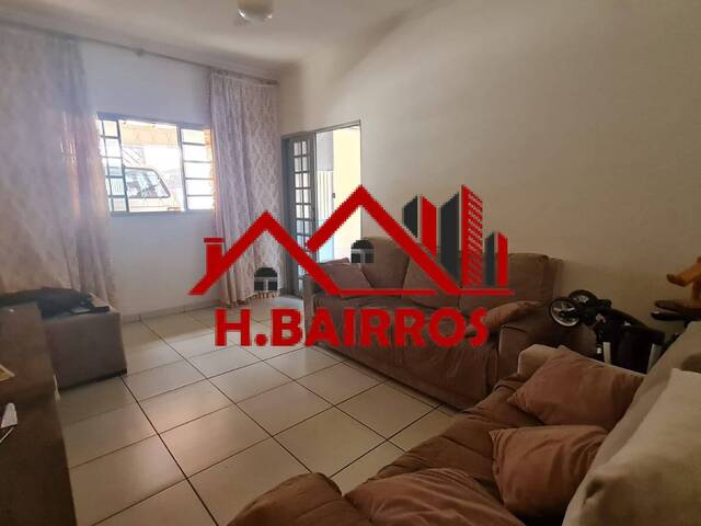 Casa para Venda em São José dos Campos - 4