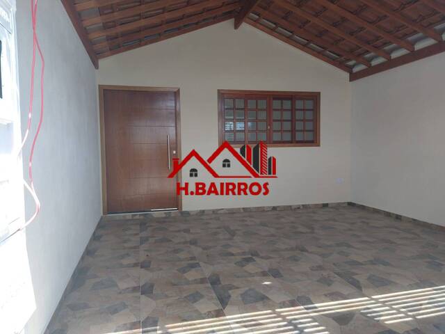 Casa para Venda em São José dos Campos - 2
