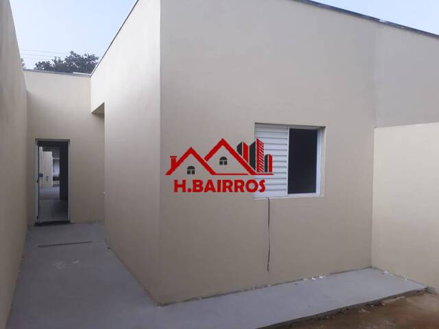 Casa para Venda em São José dos Campos - 3