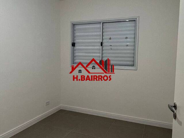 Casa para Venda em São José dos Campos - 4