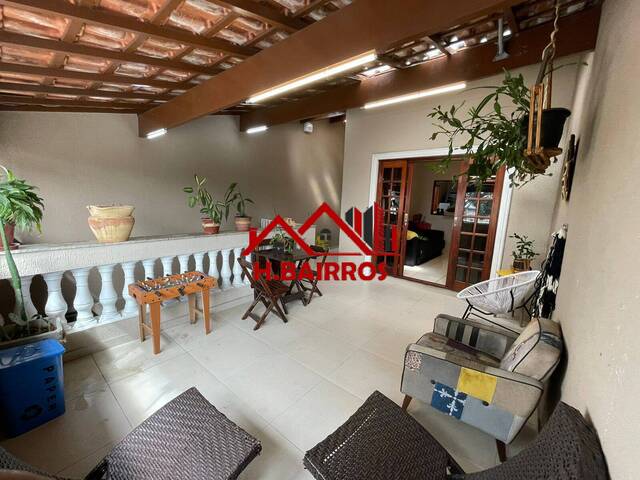 Casa para Venda em São José dos Campos - 3