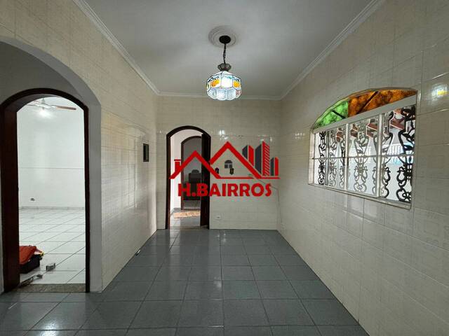 Casa para Venda em São José dos Campos - 2