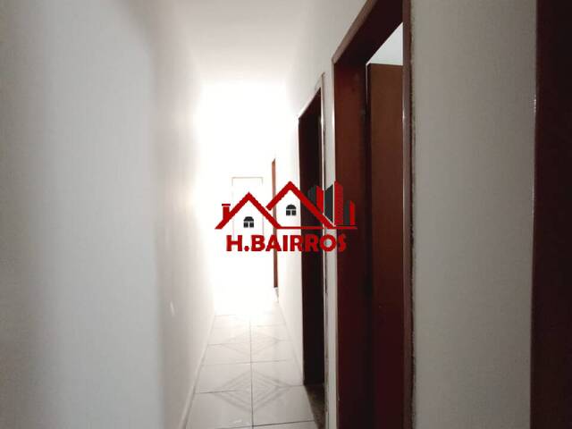 Casa para Venda em São José dos Campos - 4