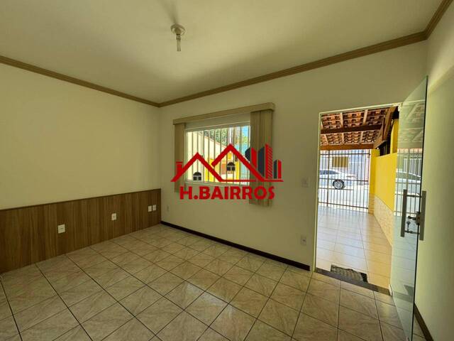 #3394 - Casa para Locação em São José dos Campos - SP