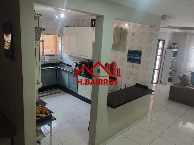 Casa para Venda em São José dos Campos - 4