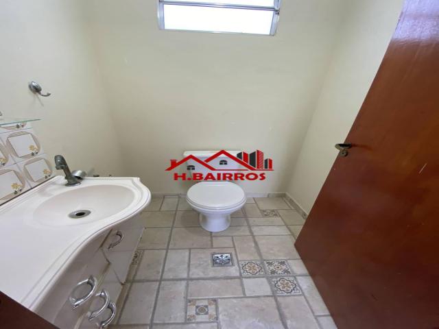 Casa para Venda em São José dos Campos - 3