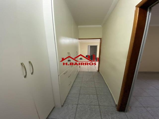 Casa para Venda em São José dos Campos - 2