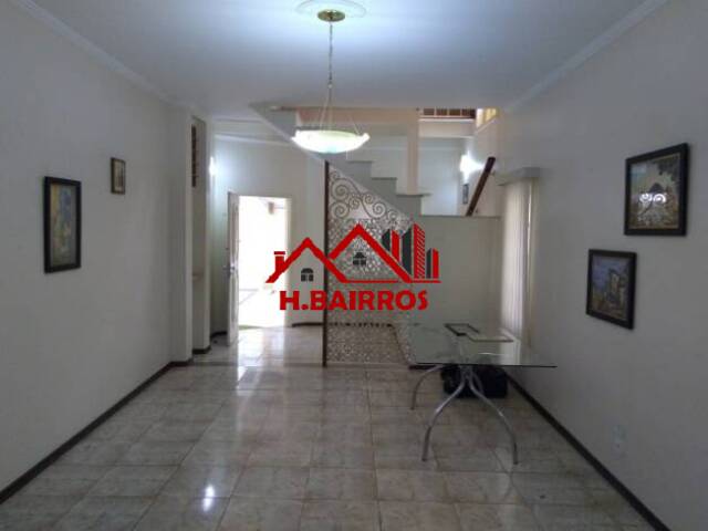 Casa para Venda em São José dos Campos - 3