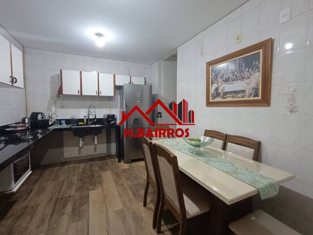 Casa para Venda em São José dos Campos - 4