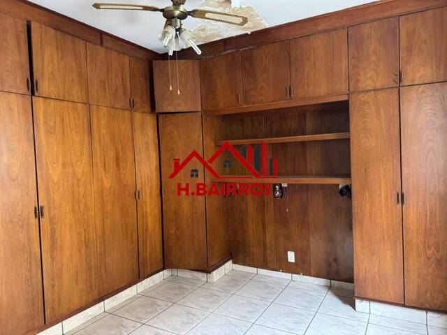 Casa para Venda em São José dos Campos - 5