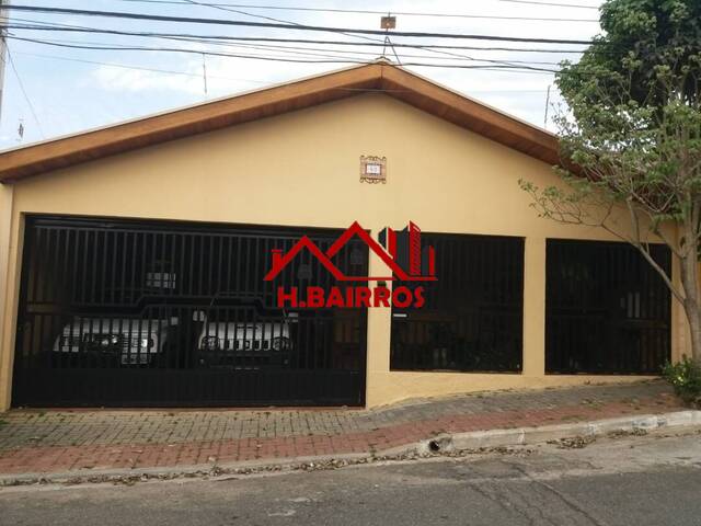 Casa para Venda em São José dos Campos - 4